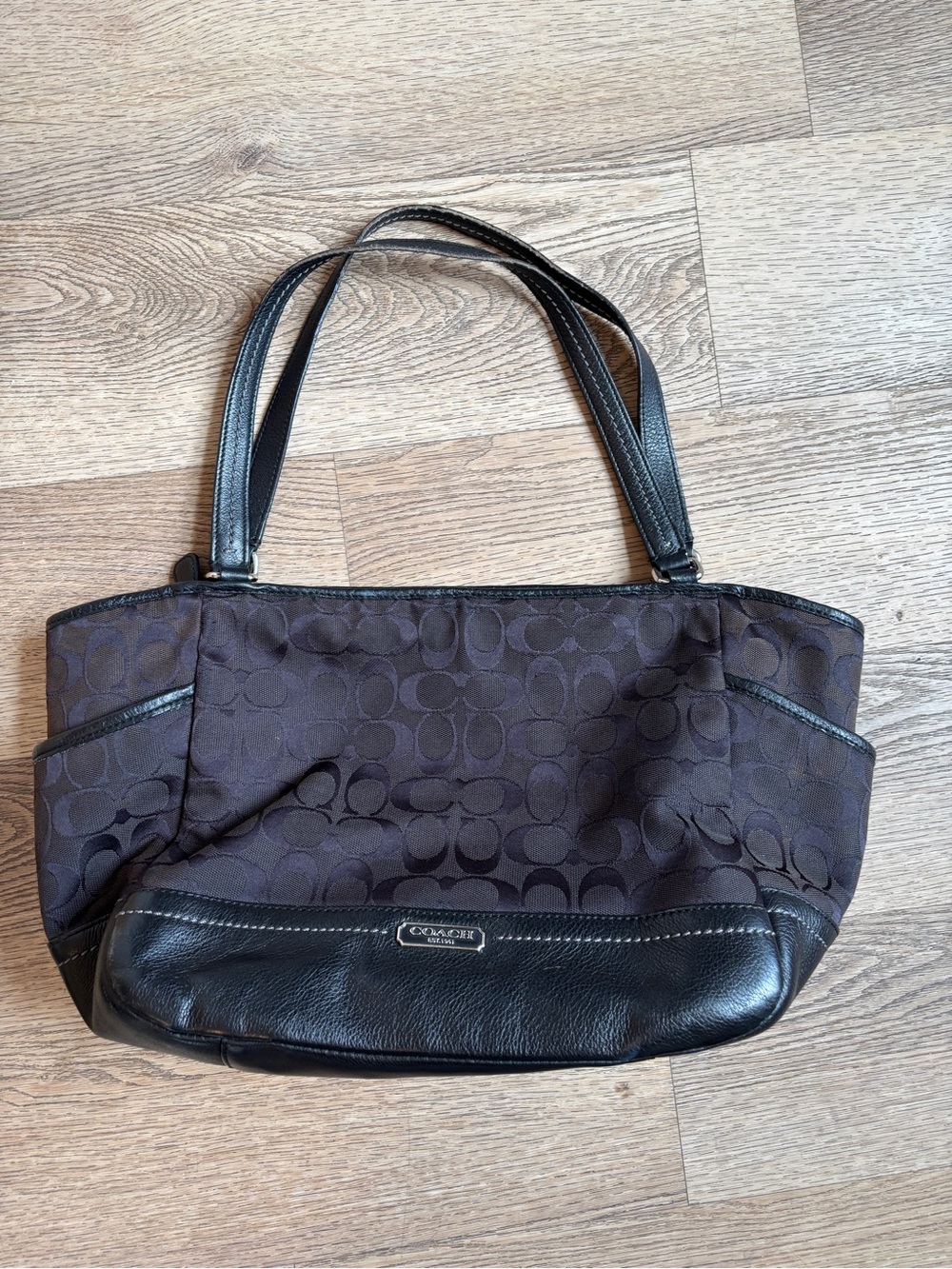 Coach Park Signature Carrie Tote Shoulder Bag Black
